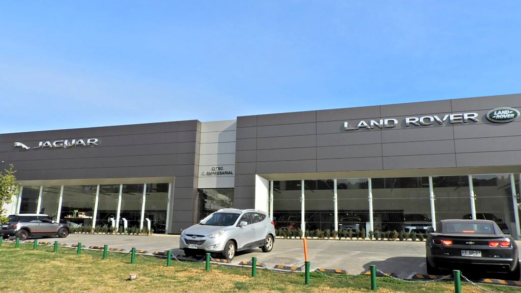 Land Rover · Jaguar Raúl Labbé — obra de impermeabilización PROTEQ